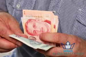 How to Choose the Right Glass Safety Film in Singapore 4 balance-budget-and-long-term-quality-how-to-choose-the-right-glass-safety-film-in-singapore-glass-safety-film-installation-replacement-midas-glass-safety-film-installation-singapore