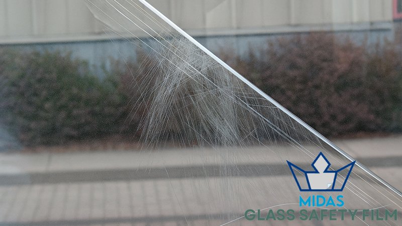 featured-5-signs-you-need-glass-safety-film-replacement-in-singapore-glass-safety-film-installation-replacement-midas-glass-safety-film-installation-singapore