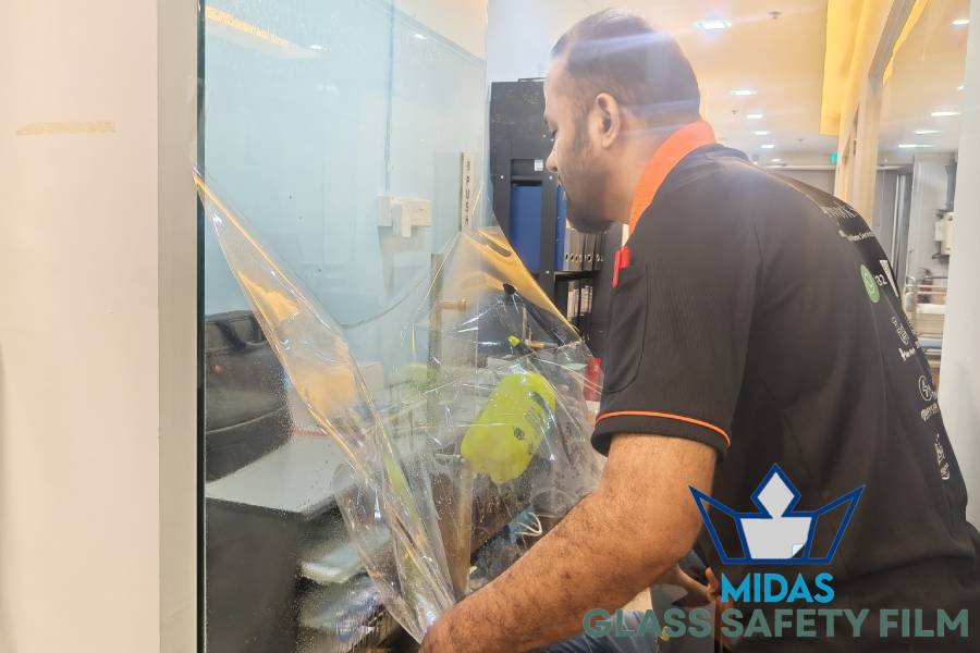 glass-protection-film-installation-replacement-service-midas-glass-safety-film-installation-singapore-1