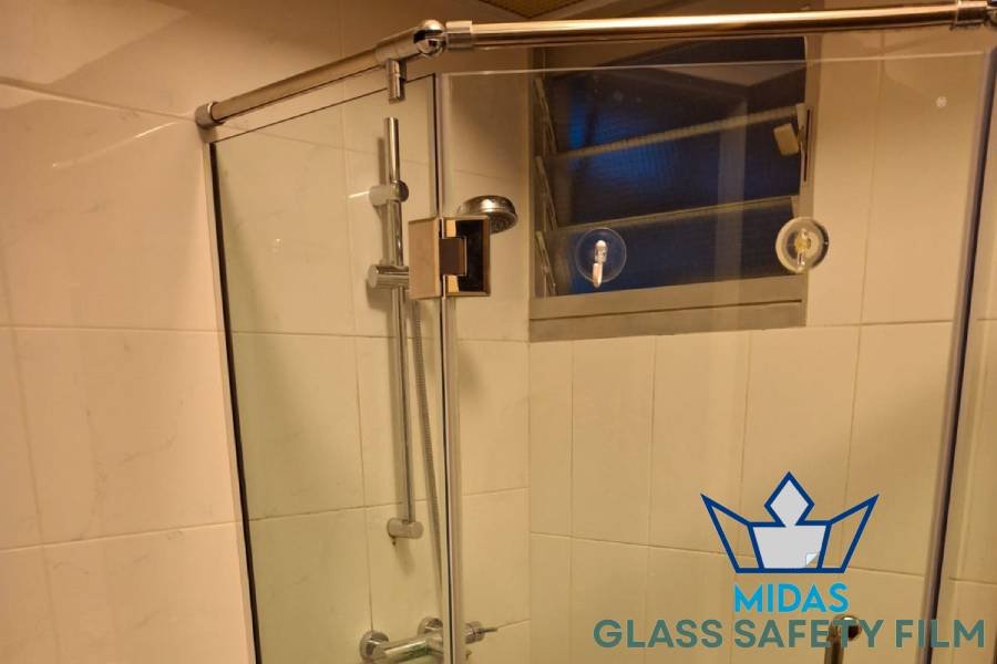 glass-protection-film-installation-replacement-service-midas-glass-safety-film-installation-singapore-3