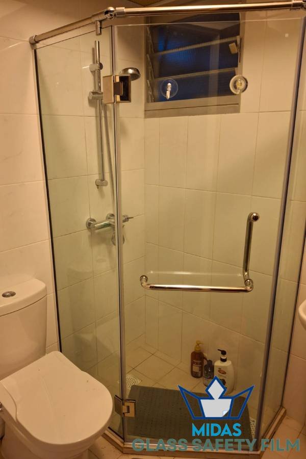 safety-film-installation-replacement-service-midas-glass-safety-film-installation-singapore-3 safety-film-installation-replacement-service-midas-glass-safety-film-installation-singapore-3